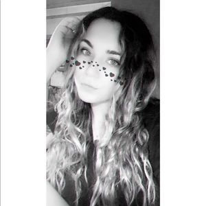 Meet your Posher, Mollye